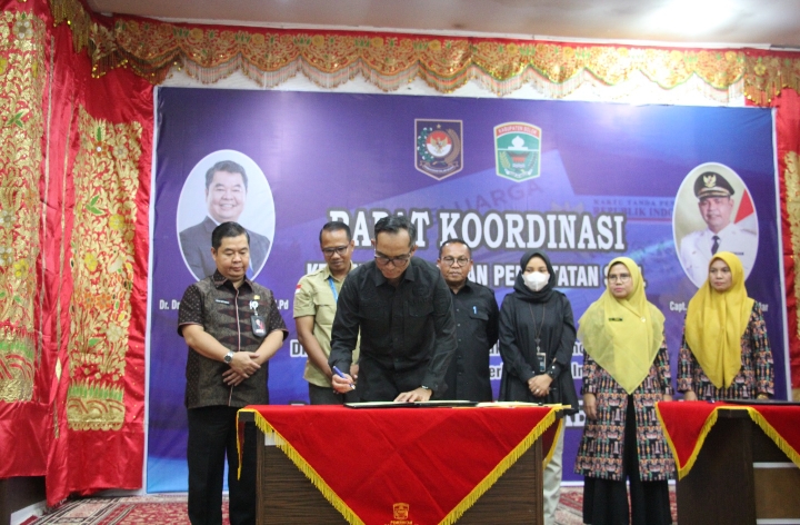 Seluruh OPD Yang Ada di Kabupaten Solok Diminta Untuk Bersinergi Dengan Disdukcapil