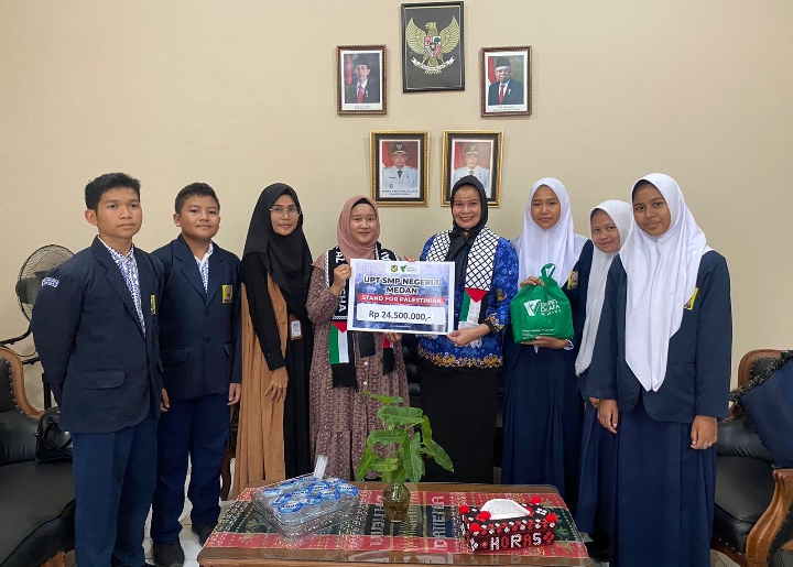UPT SMP Negeri 1 Medan Salurkan Rp24 Juta Donasi Palestina Melalui DD Waspada