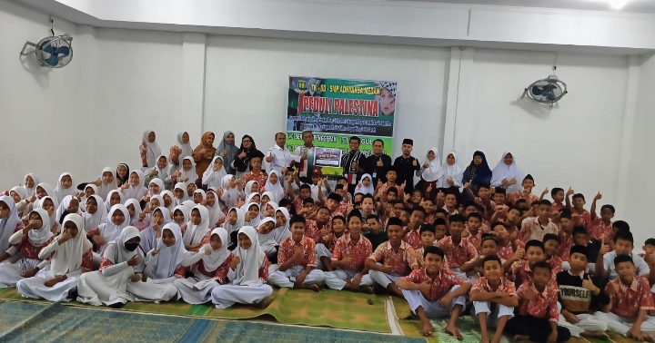 Yayasan Adhyaksa Medan Salurkan Donasi Untuk Palestina ke DD Waspada