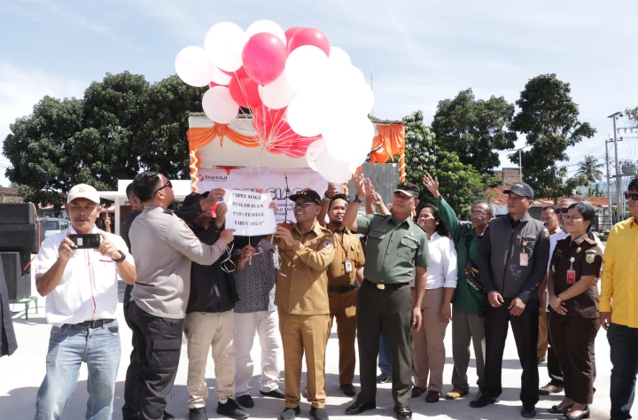 Bawaslu Apel Siaga Pengawasan Pemilu,Bupati Toba: Pemilu Harus Damai