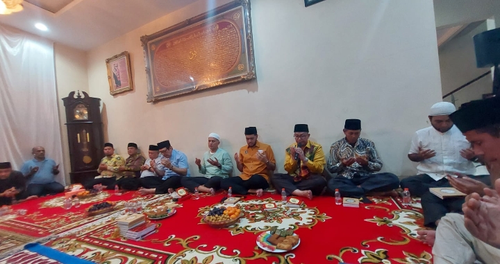 Ratusan Kader Pemuda Pancasila dan Kader Partai Hanura Hadiri Malam Tahlilan KetujuhÂ Berpulangnya Ayahanda Kodrat ShahÂ 