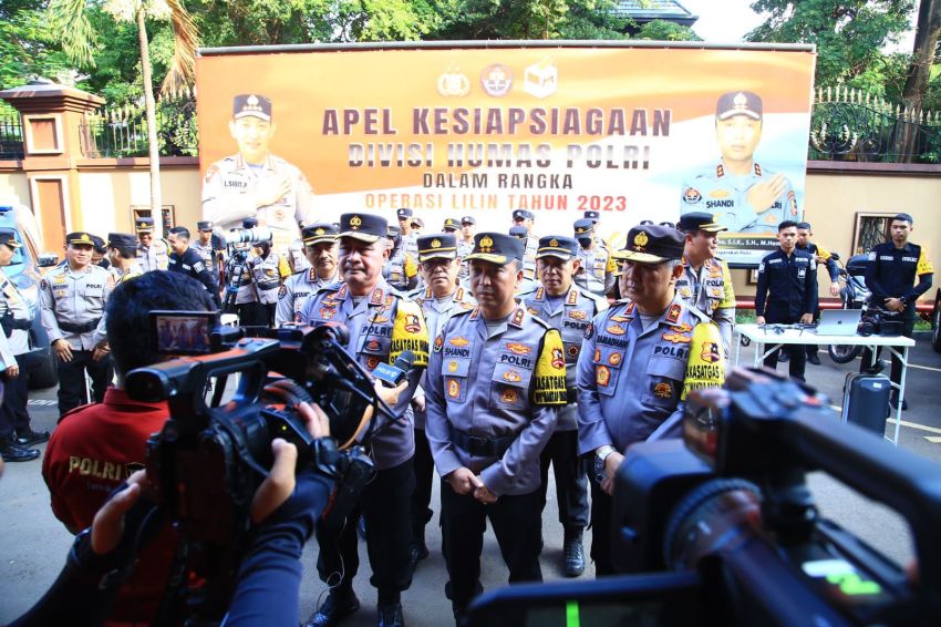 Kadiv Humas Tekankan Beberapa Hal Saat Gelar Apel Kesiapsiagaan Satgas Humas Polri  Pengamanan Nataru