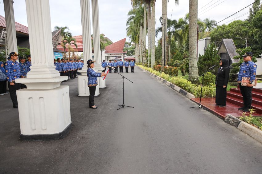 Wali Kota Pematang Siantar dr Susanti Dewayani SpA menjadi Inspektur Upacara Peringatan Hari Bela Negara ke-75 Tahun 2023