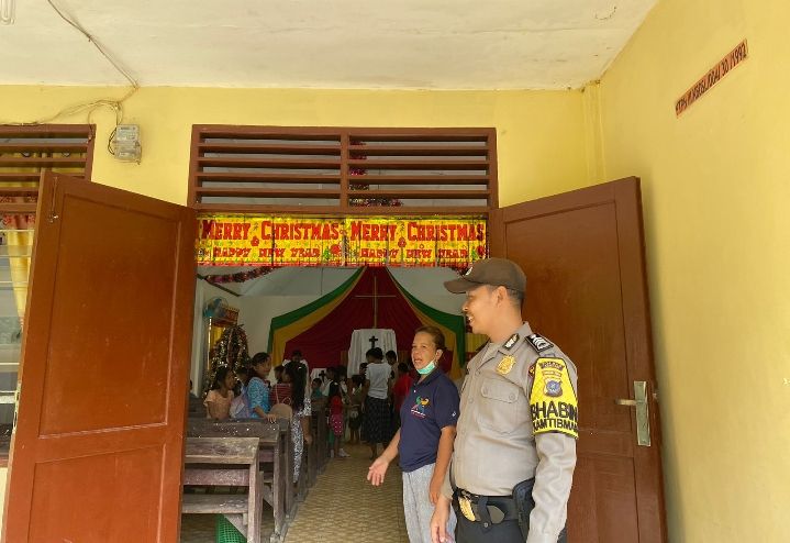 Laksanakan Patroli Gereja, Ini Harapan Kapolsek Bandar Pulau