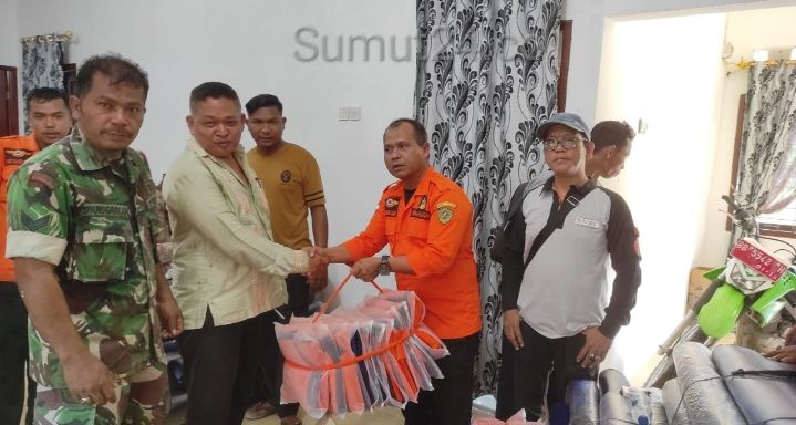 Bupati Dolly Pasaribu Perintahkan BPBD Tapsel Salurkan Bantuan Ke Masyarakat Tantom Angkola Yang Terdampak Banjir