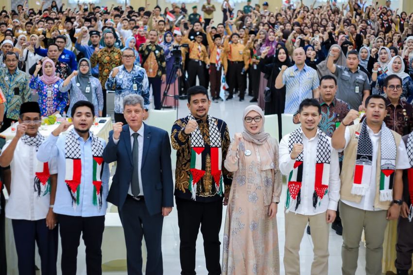 Bobby Nasution Serahkan Donasi Rp 1 Milyar : Semoga Jadi Kekuatan Untuk Palestina Mencapai Kemerdekaan