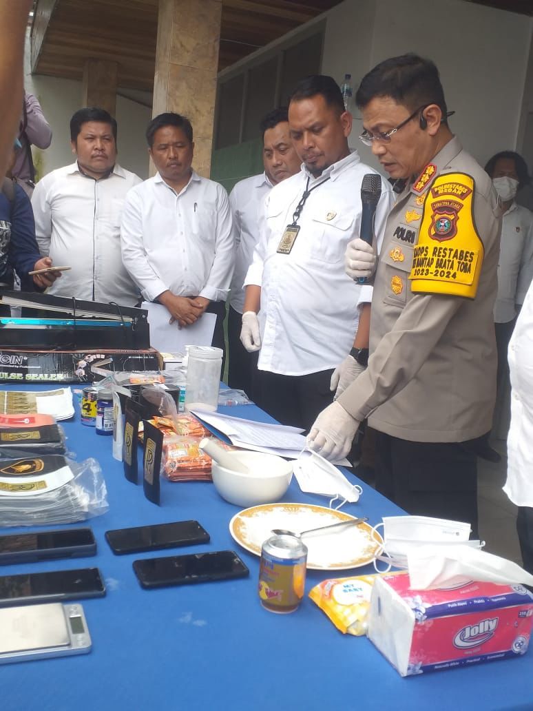 Satresnarkoba Polrestabes Medan Gerebek Home Industri Narkoba Jenis Baru