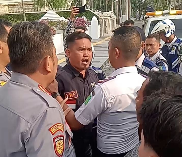 Tak Beretika, Dishub Medan Buat Onar Depan Kantor TPD AMIN Sumut
