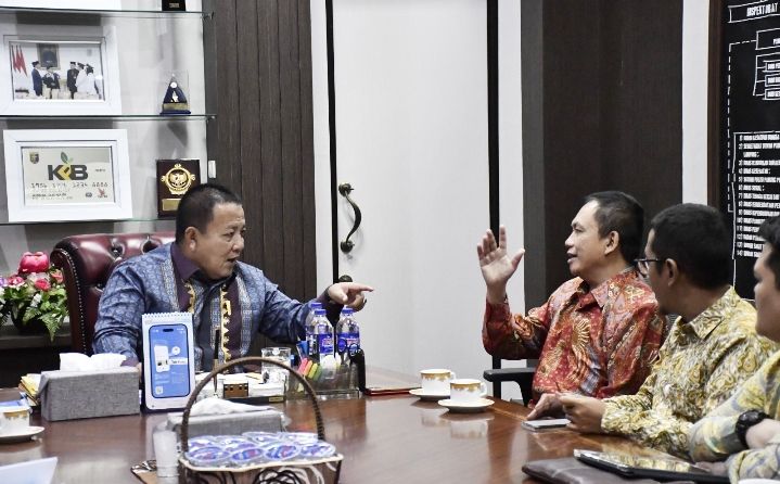 Ketua KPPU Bertemu Gubernur dan Wakapolda Lampung Bahas Isu Pengawasan dan Eksekusi Putusan