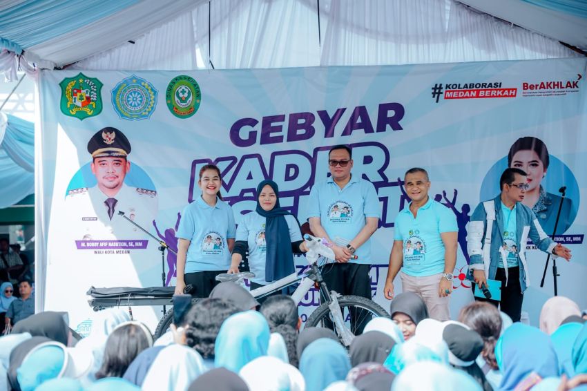 Ny Kahiyang Apresiasi Semangat Luar Biasa Kader di Gebyar Kader Sehat 2024