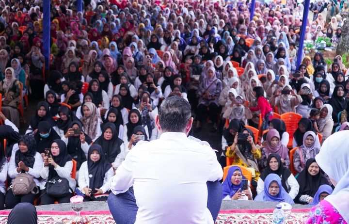 Kader Kesehatan se-Kabupaten Solok Temu Ramah Bersama Bupati Solok