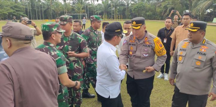 Kapolres Dampingi Rombongan Kapolda Bersama Forkopimda Sumut Lakukan Monitoring Penyelenggaraan Pemilu 2024 di Simalungun