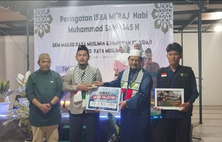 Jamaah Masjid BKM Masjid Raya Muslimin Salurkan Donasi Palestina Melalui DD Waspada