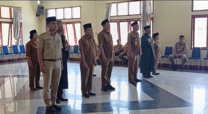 Pemkab Toba Lantik Pejabat Administrator dan Pengawas