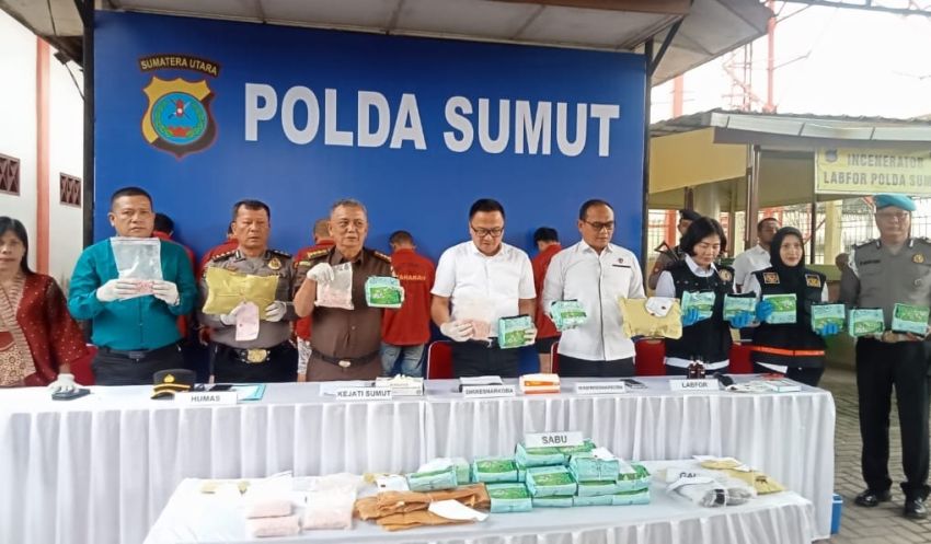 Polda Sumut Musnahkan 33,54 Kg Sabu & 14.585 Pil Enstasi & 1,69 Daun Ganja