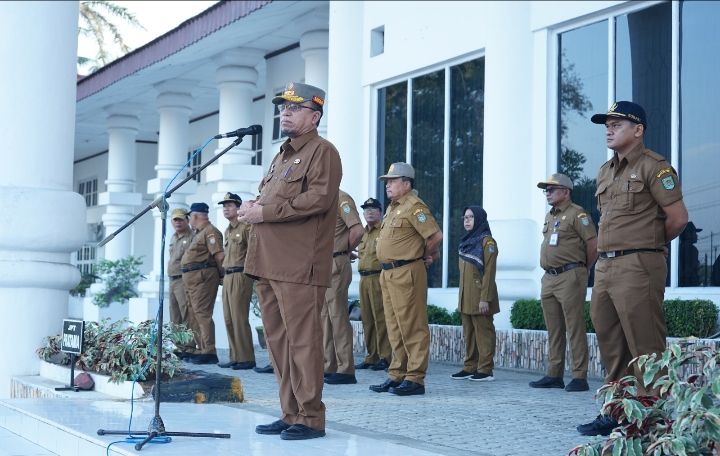 Sekda Asahan Pimpin Apel Gabungan Bulan Februari Tahun 2024