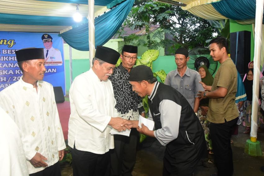 Bupati HM Ali Yusuf Siregar Bersafari Ramadan di Masjid Al Ikhlas Desa Sunggal Kanan