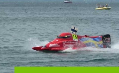 Pembalab Dunia F1Powerboat Jajal Sirkuit Danau Toba