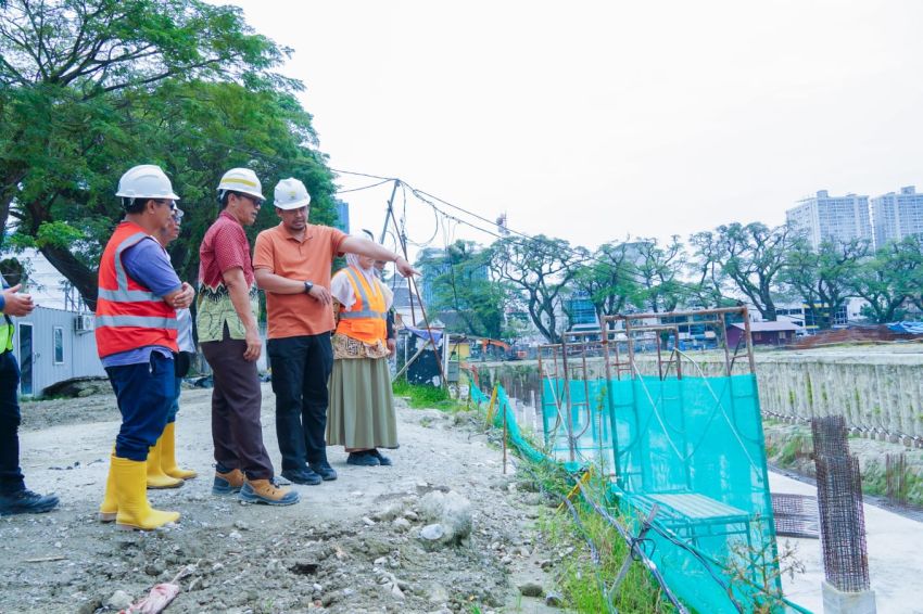 Tinjau Pembangunan Revitalisasi Lapangan Merdeka, Bobby Nasution: Insya Allah Selesai Tahun Ini