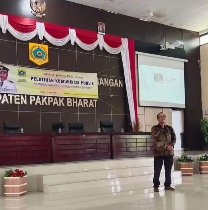 Sekda Kab.Pakpak Bharat Membuka Pelatihan Komunikasi Publik