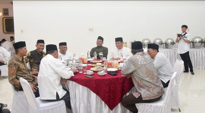 Bupati HM Ali Yusuf Siregar Buka Puasa Bersama Dengan DPRD Kabupaten Deli Serdang