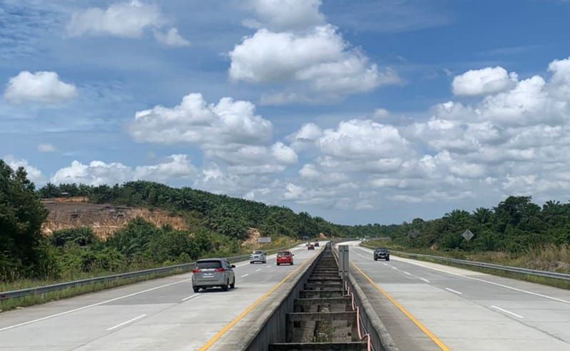 Hari Raya Idulfitri 1445 H, Ruas Tol Balikpapan-Samarinda dan Ruas Tol Medan-Kualanamu-Tebing Tinggi Catat Kenaikan Volume Lalin Signifikan