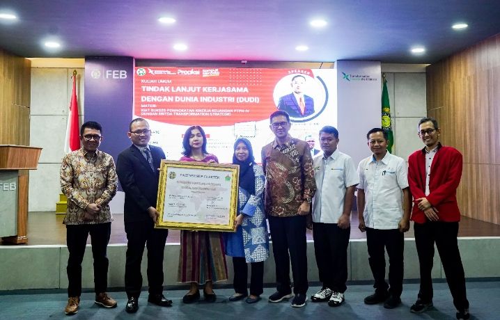 Kuliah Umum Direktur SDM & TI PTPN IV PalmCo