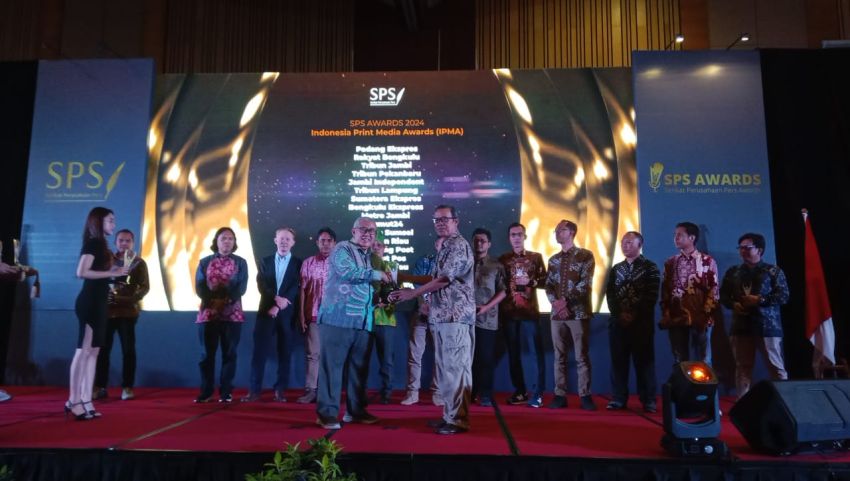 Harian Sumut24 Raih Penghargaan SPS Awards ke 5 Kali  Berturut-turut, Ceo Sumut24 Rianto SH MH : Alhamdulillah Masih Dapat Kepercayaan