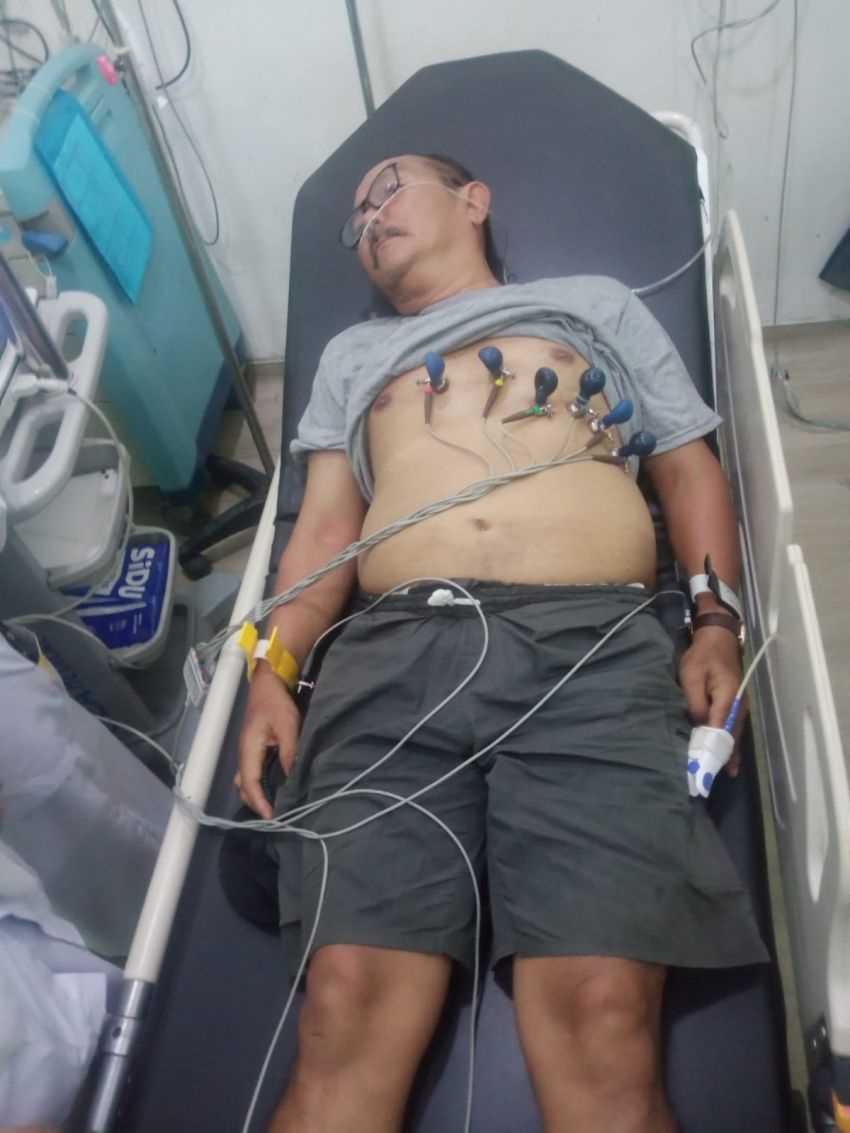 JMI SUMUT JENGUK JOHN JABAT YANG SEDANG SAKIT"
