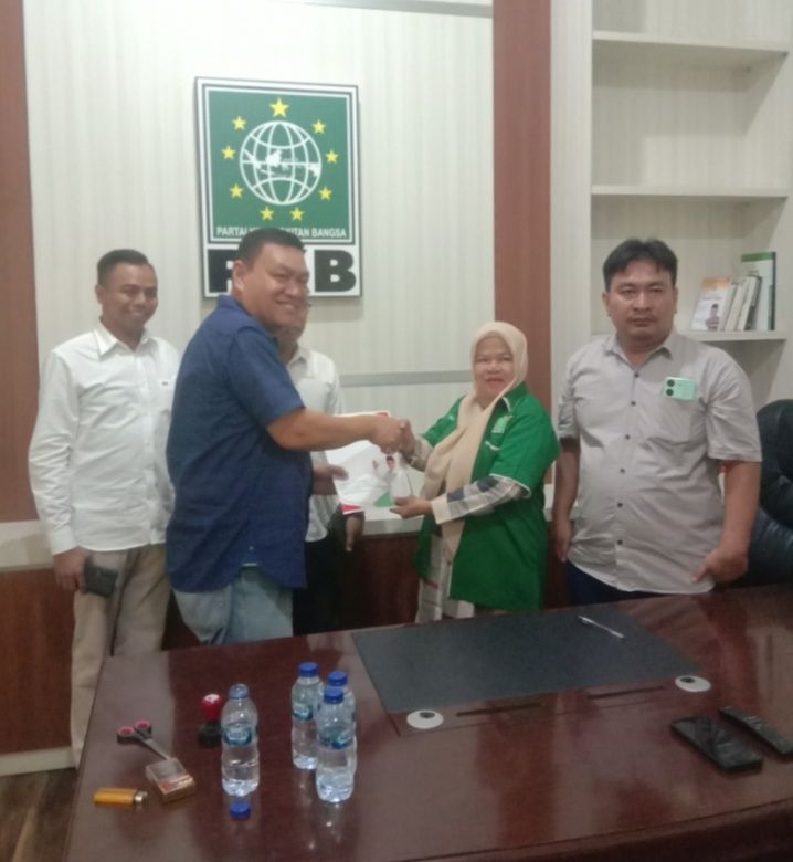 Maju Pilkada Samosir 2024, Manarsar Simbolon Resmi Mendaftar di Partai PKB