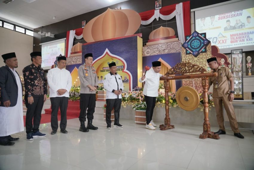 MTQ Tingkat Kab.Pakpak Bharat Ke 21,Resmi Dibuka Bupati