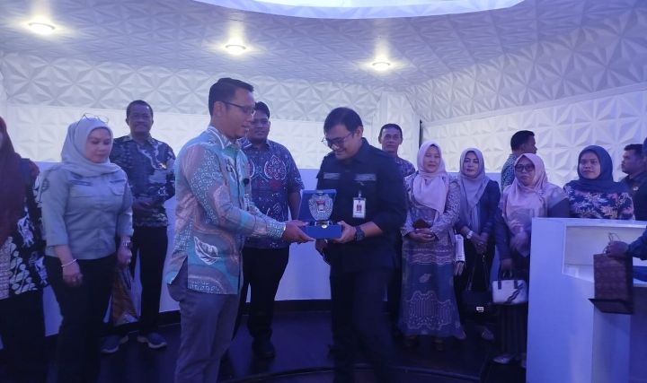 Pemko Padangsidimpuan Study Tiru Call Center 112 Ke Kota Padang Sumbar