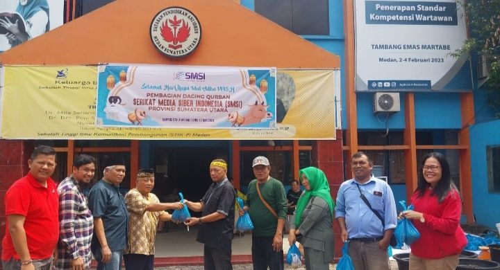 Rayakan Idul Adha 1445 H, SMSI Sumut Bagikan Daging Qurban kepada Anggota dan Mitra