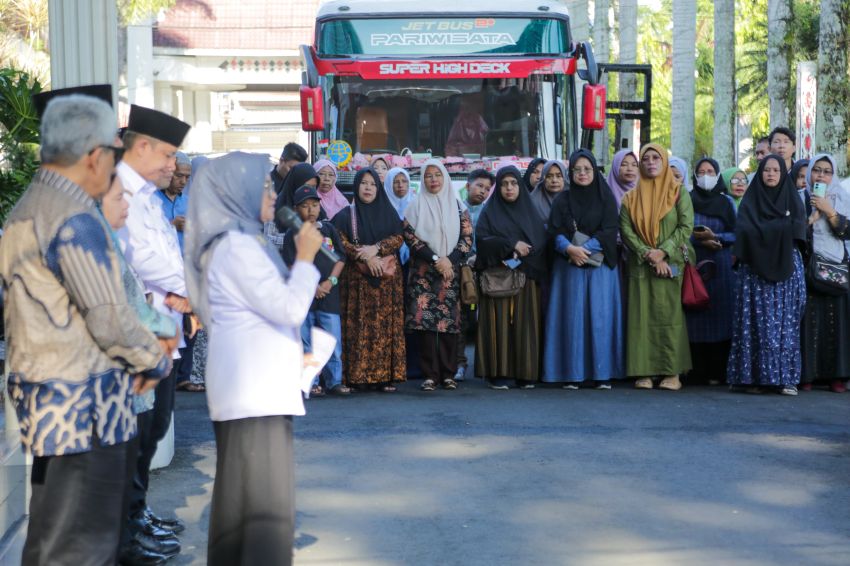 57 kontingen MTQN Pematangsiantar berangkat ke MTQN ke-39 Tingkat Provsudi Sipirok Tapanuli Selatan