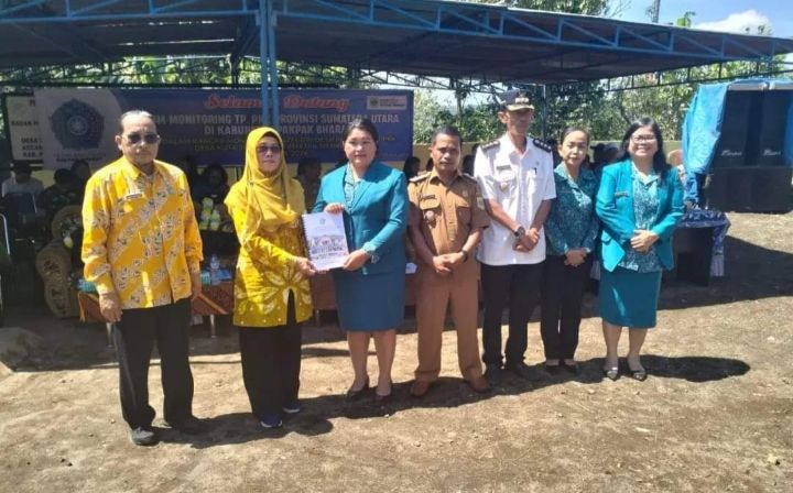Tim Monitoring TP.PKK Provsu, Kunjungi Desa Kuta Jungak Sebagai Desa Binaan