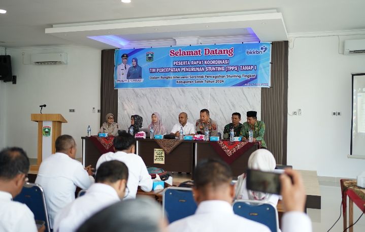 Sekretaris Daerah diwakili Asisten I Membuka Secara Resmi Rapat Koordinasi TPPS Tahap I