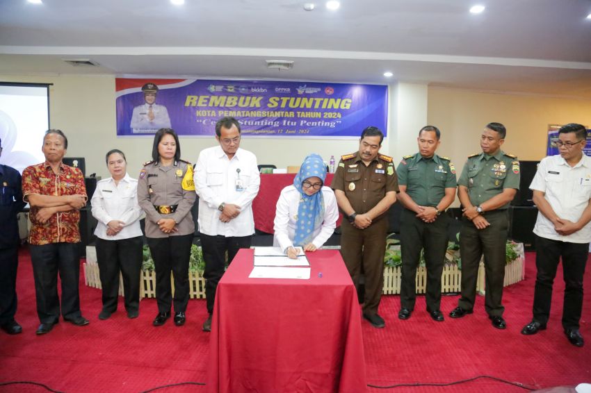Wali Kota membuka kegiatan Konvergensi Aksi III Rembug Stunting