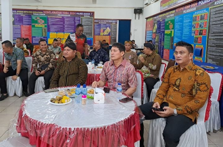 Polres Asahan Mengadakan Nonton Bareng Pangelaran Wayang Kulit