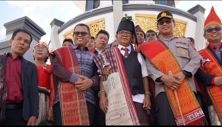 Pesta Tugu Raja Sibarani Bupati Toba : Semakin Bersatu, Semakin Kuat