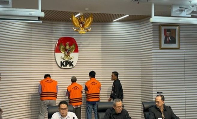 KPK Tahan 3 Tersangka Dugaan Korupsi PLTU di Sumsel