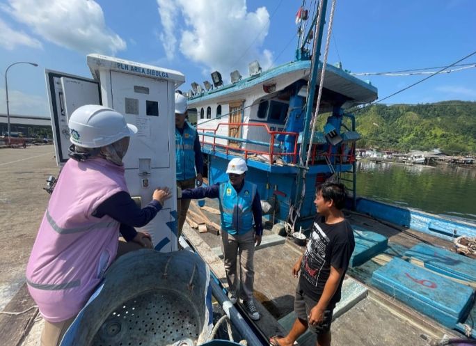 Berkat SPLU PLN, Aktivitas Bongkar Muat Hasil Laut Lebih Efisien di Tapteng