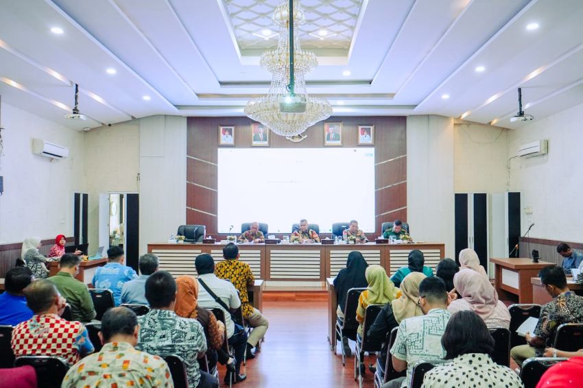 Meriahkan HUT ke-79 Kemerdekaan RI, Camat Diharapkan Imbau Masyarakat Hiasi Kantor dan Rumah Masing-masing
