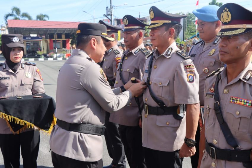 Kapolresta Deli Serdang Pimpin Serah Terima Jabatan 2 Kabag dan 5 Kapolsek Jajaran Polresta Deli Serdang