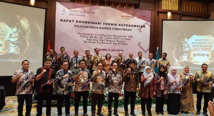 Pemkab Pakpak Bharat Raih Piagam Award Dari BKN
