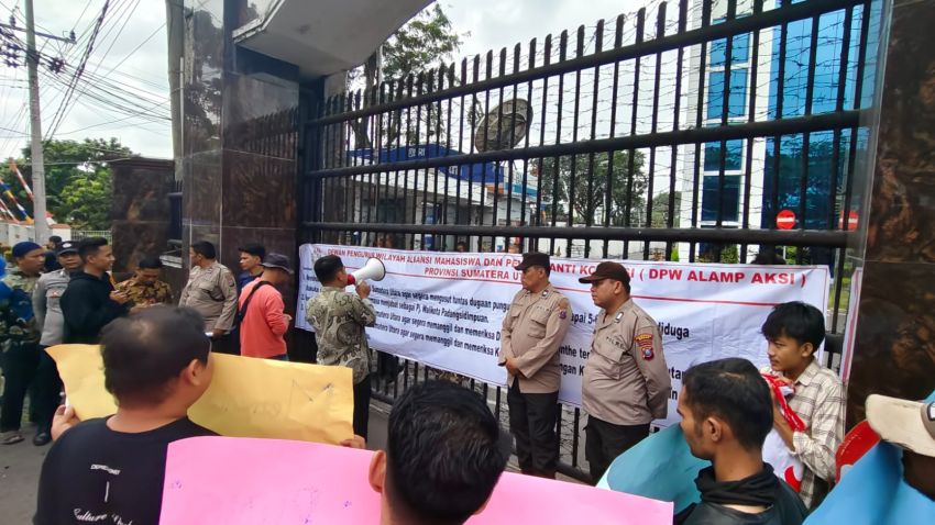 Alampkasi Demo Kejatisu Minta Usut Dugaan Korupsi Sekda Letnan Dhalimunthe