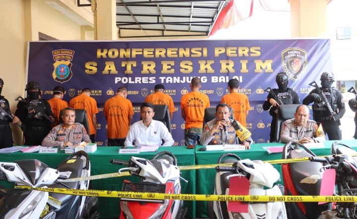 3 Minggu, 9 Tersangka Pencuri dan Penadah Ditangkap Polisi.