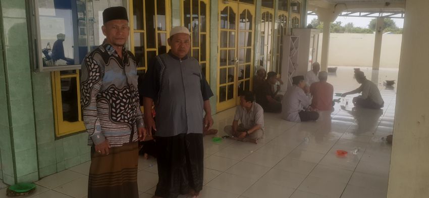 Insan Peduli Ummat Al-Hidayah Melaksanakan "Jum'at Berkah" di Masjid Al - Hidayah, Rahmat Hidayat : Sudah Agenda Rutin Selama Setahun