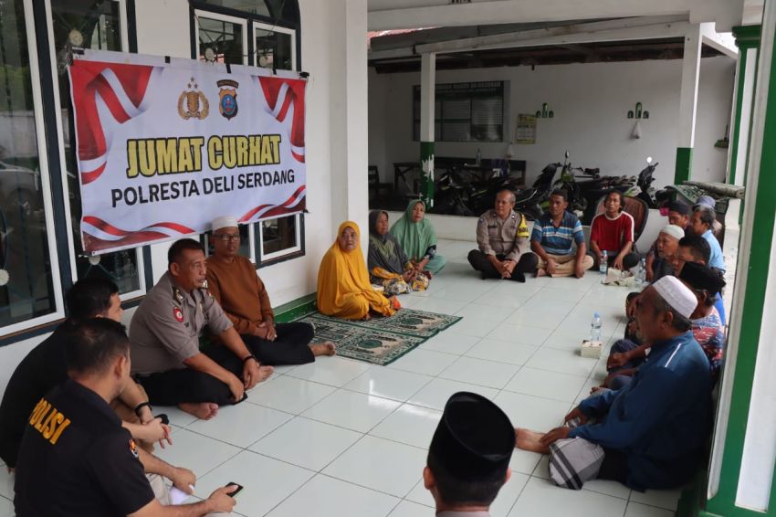 Dengarkan Langsung Keluhan Masyarakat, Polresta Deli Serdang Rutin Gelar Kegiatan Jumat Curhat