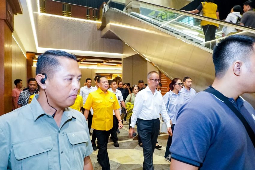 Tinjau Persiapan Rapimnas dan Munas XI Partai Golkar Bersama Plt Ketua Umum Agus Gumiwang, Bamsoet Pastikan Rapimnas dan Munas XI Partai Golkar Digela