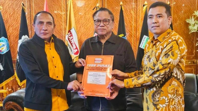 Cagubsu -Cawagubsu Edy Rahmayadi-Hasan Basri Sagala Terima SK B1KWK dari Partai Hanura